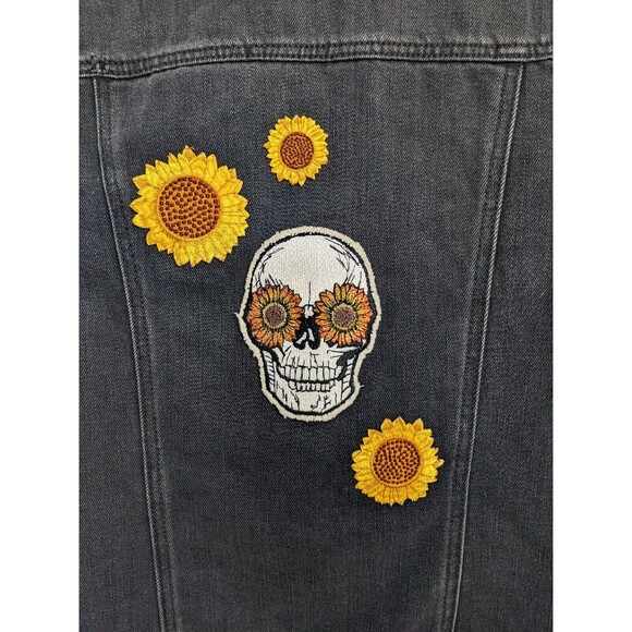 Embroidered Patch Denim Jacket Women’s Size S Old Navy Black Skull Pisces Custom - Picture 7 of 14